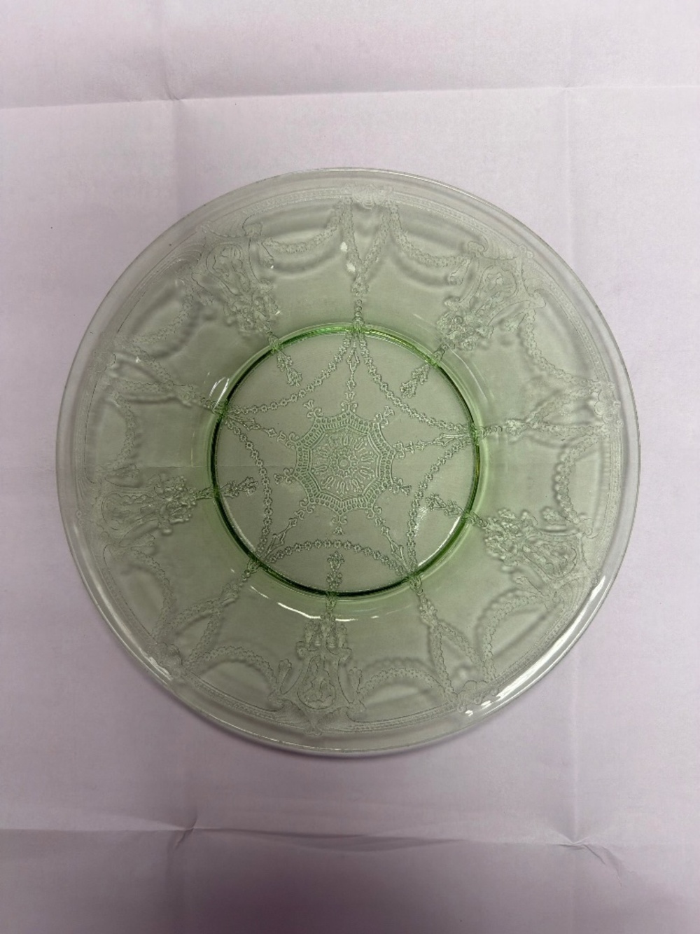 Classic "Cameo" Pattern (Anchor Hocking) -- 8" salad plate